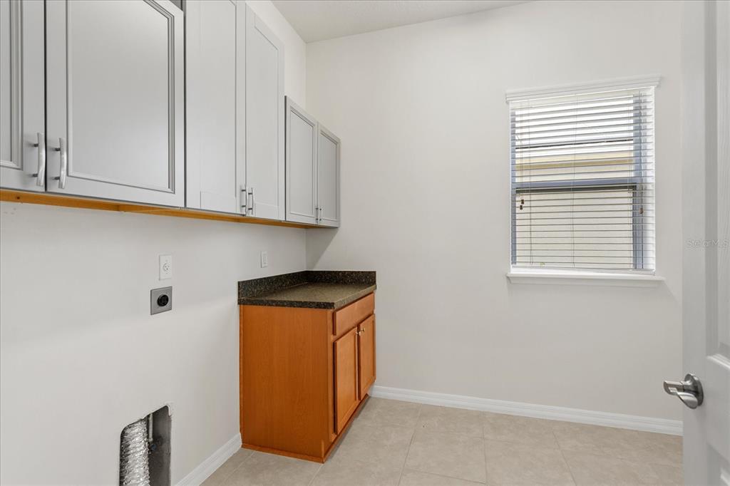 124 Balmy Coast Road Groveland, FL 34736 - Photo 21 of 37