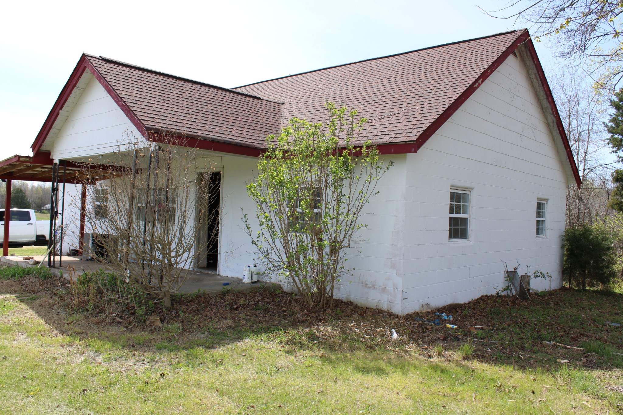 1014 Spring Creek Road Chapmansboro, TN 37035 - Photo 2 of 13 Gallery Image 2