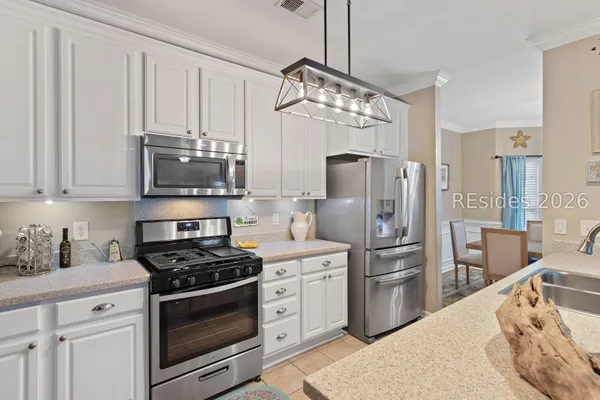 $485,000 | 8 Savannah Oak Drive, Bluffton, SC 29910