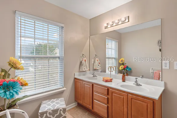 $485,000 | 8 Savannah Oak Drive, Bluffton, SC 29910