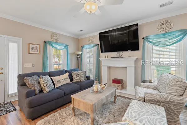 $485,000 | 8 Savannah Oak Drive, Bluffton, SC 29910