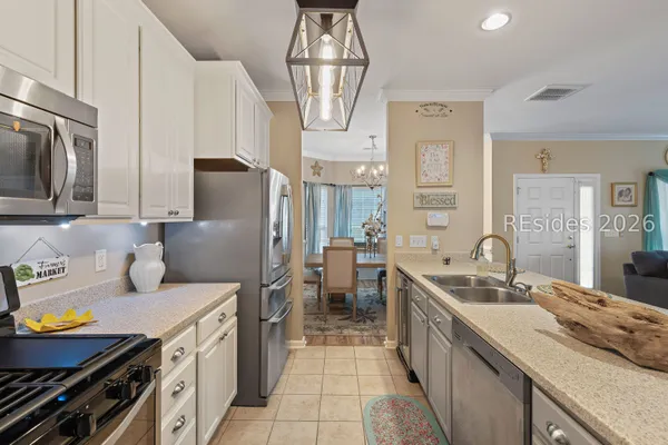 $485,000 | 8 Savannah Oak Drive, Bluffton, SC 29910