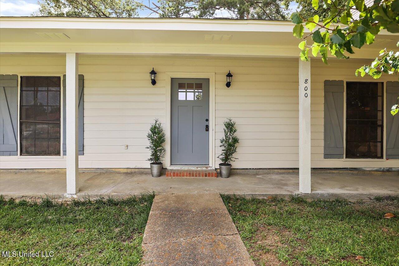 800 Longwood Place Clinton, MS 39056 - Photo 4 of 26 04-800 Longwood Pl