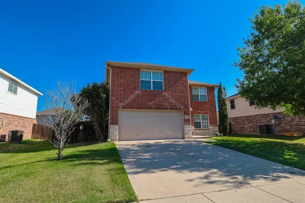 $2,100 | 1645 Dream Catcher Way, Krum, TX 76249
