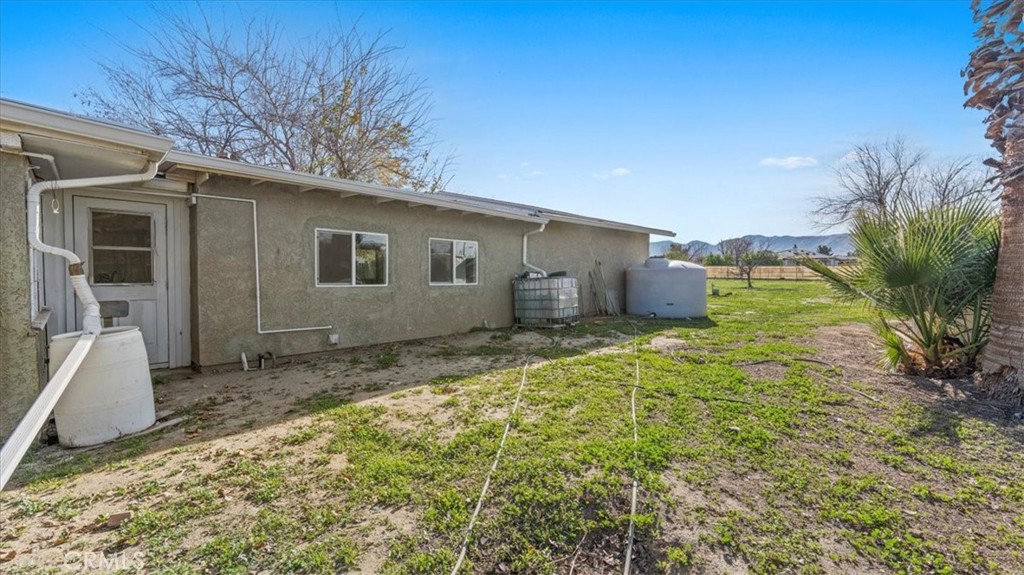 9728 East Avenue R Littlerock, CA 93543 - Photo 29 of 37 a backyard of a house