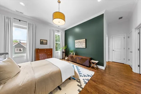 $685,000 | 5008 North Lincoln Avenue, Unit 3S, Chicago, IL 60625