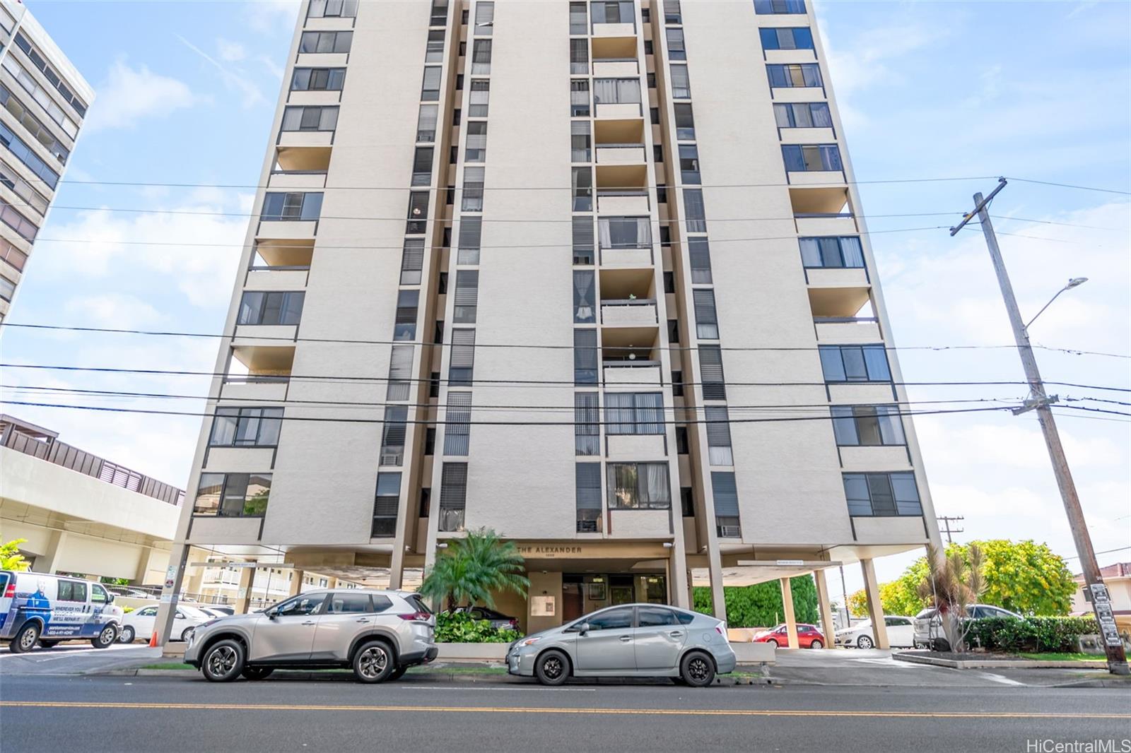 1505 Alexander Street, Unit 206 Honolulu, HI 96822 - Photo 17 of 20 a building view