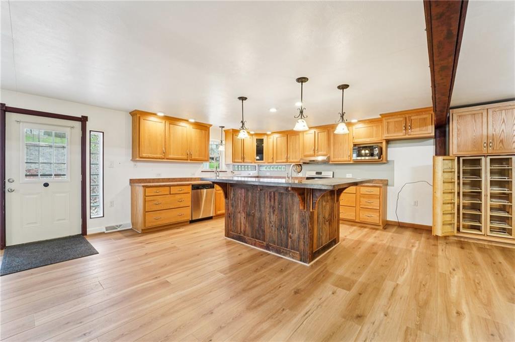 644 Grange Drive Apollo, PA 15613 - Photo 7 of 46 Door to patio has an inside window shadel