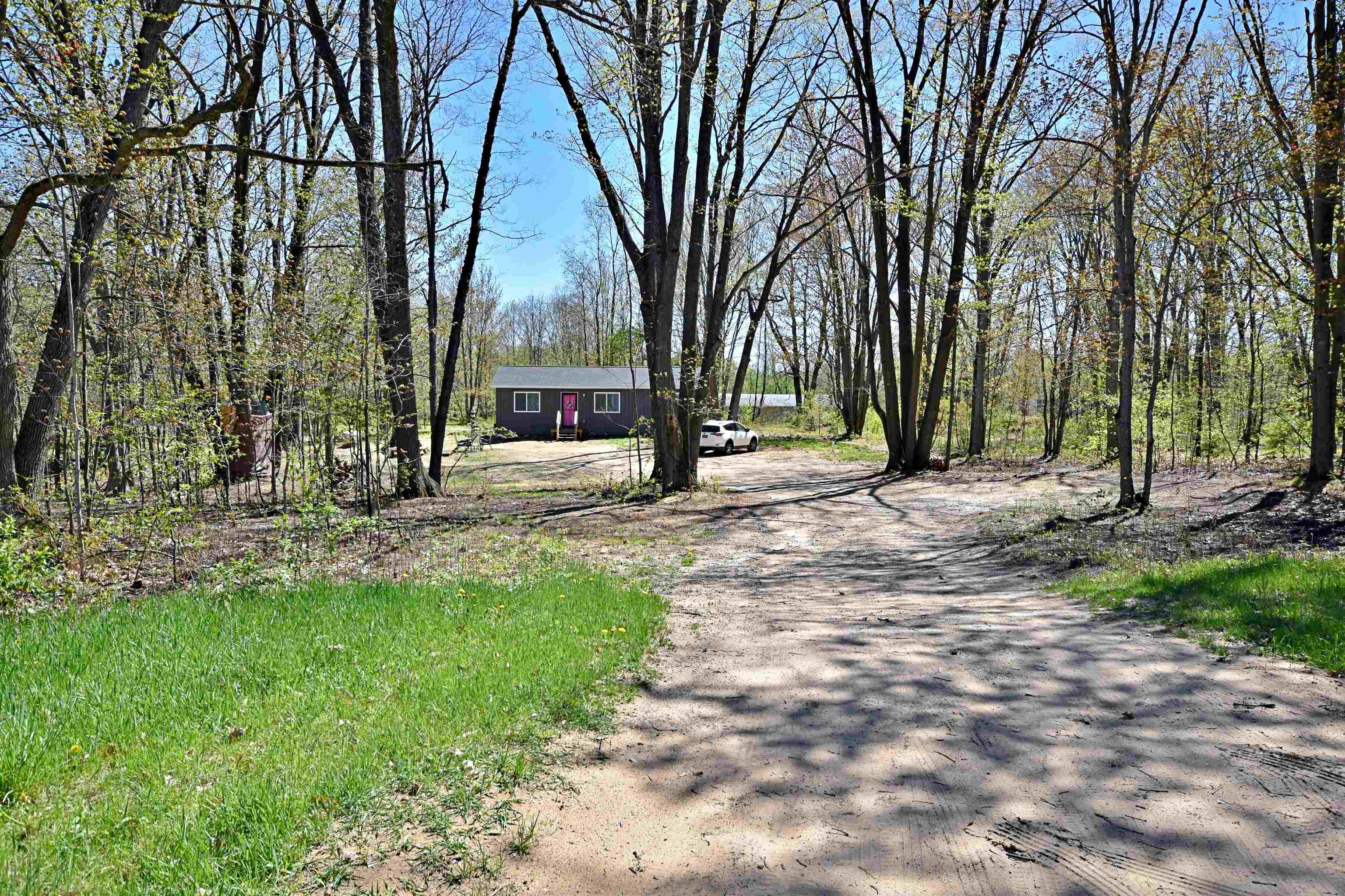 10403 West Round Lake Road Lake City, MI 49651 - Photo 1 of 32