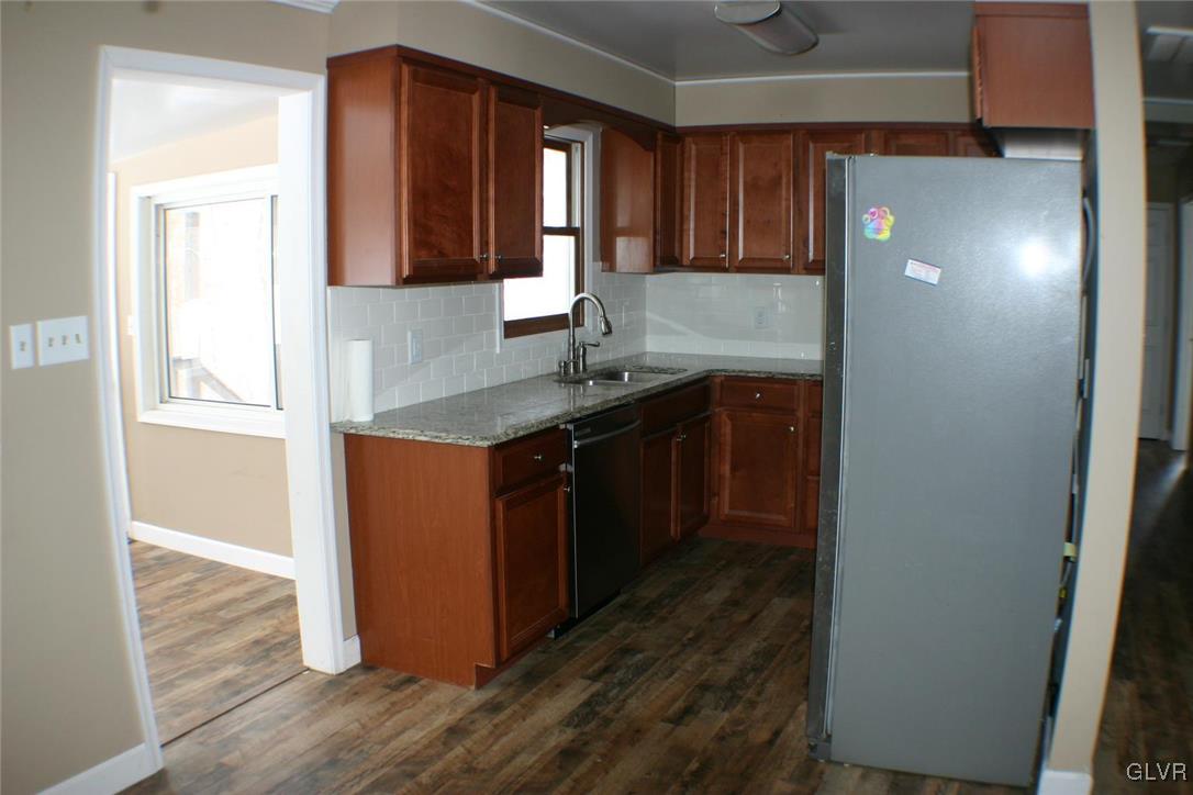 1002 Jackson View Road Stroudsburg, PA 18360 - Photo 11 of 42 Gallery Image 11