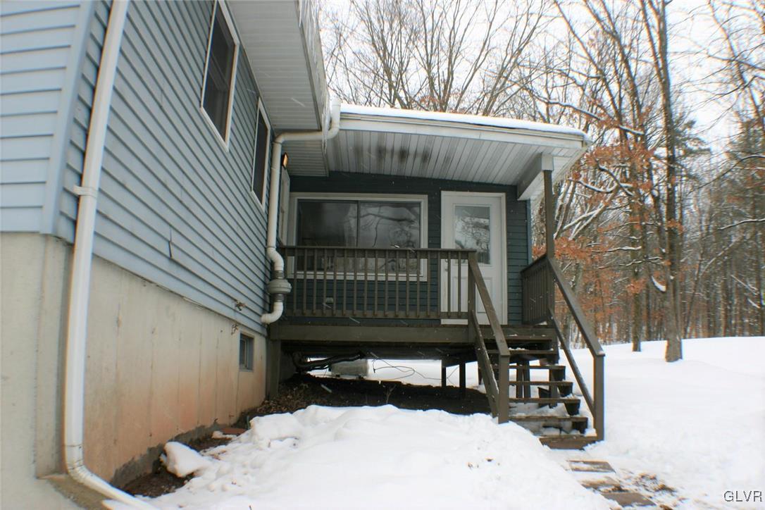 1002 Jackson View Road Stroudsburg, PA 18360 - Photo 4 of 42 Gallery Image 4