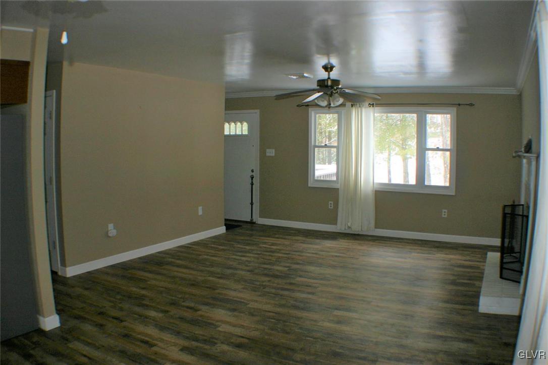 1002 Jackson View Road Stroudsburg, PA 18360 - Photo 10 of 42 Gallery Image 10