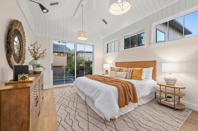 $3,490,000 | 706 West Johanna Street, Austin, TX 78704