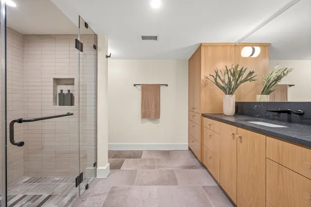 $3,490,000 | 706 West Johanna Street, Austin, TX 78704