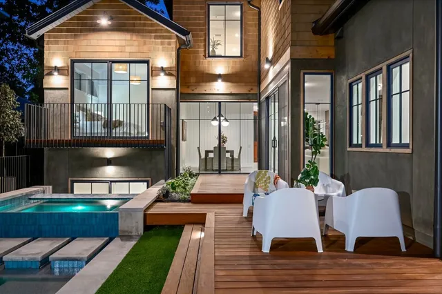 $3,490,000 | 706 West Johanna Street, Austin, TX 78704