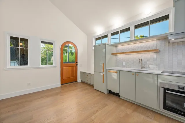 $3,490,000 | 706 West Johanna Street, Austin, TX 78704