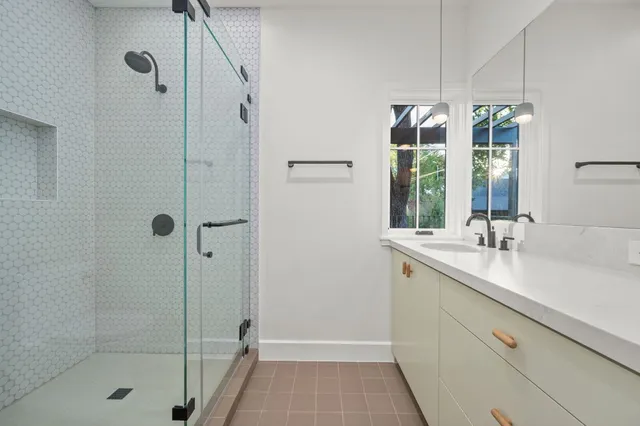 $3,490,000 | 706 West Johanna Street, Austin, TX 78704