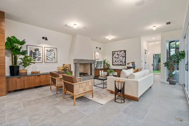 $3,490,000 | 706 West Johanna Street, Austin, TX 78704