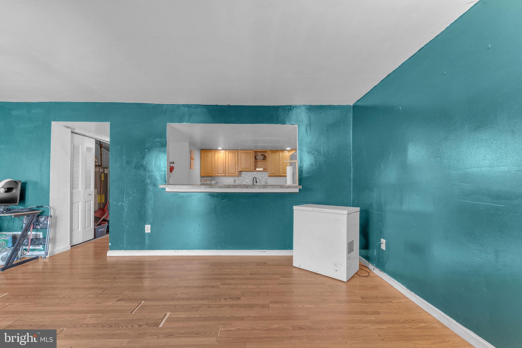 733 Myrtle Avenue Lindenwold, NJ 08021 - Photo 27 of 29 Vibrant teal walls invite creativity.