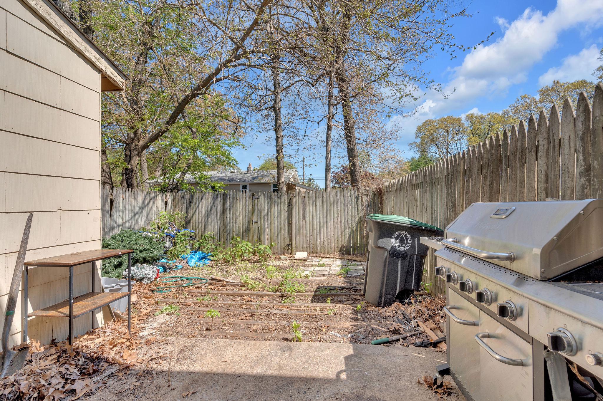 733 Myrtle Avenue Lindenwold, NJ 08021 - Photo 28 of 29 Outdoor space for gatherings/BBQ's.