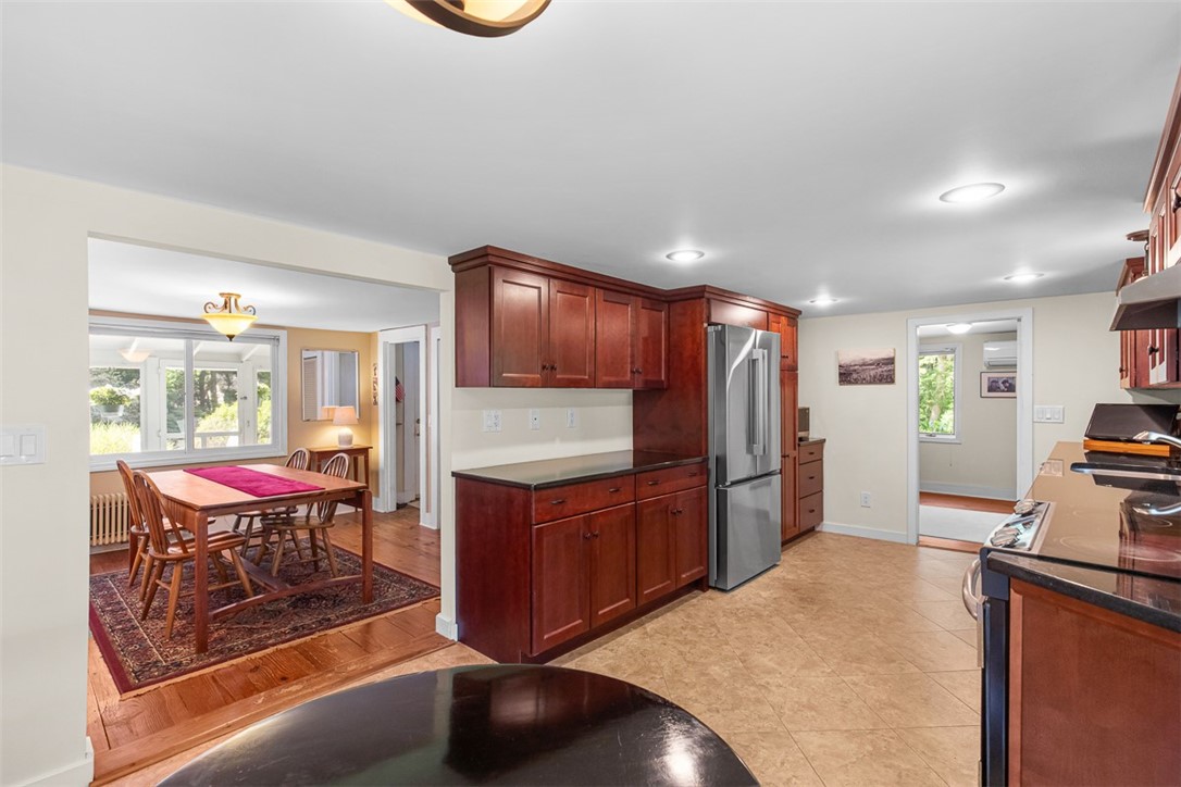 90 Battey Meetinghouse Road Scituate, RI 02857 - Photo 12 of 50 Gallery Image 12