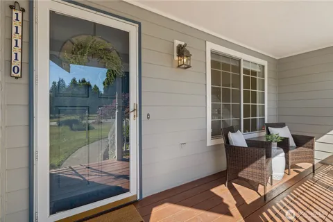 $700,000 | 11110 Kuhlman Road Southeast, Olympia, WA 98513