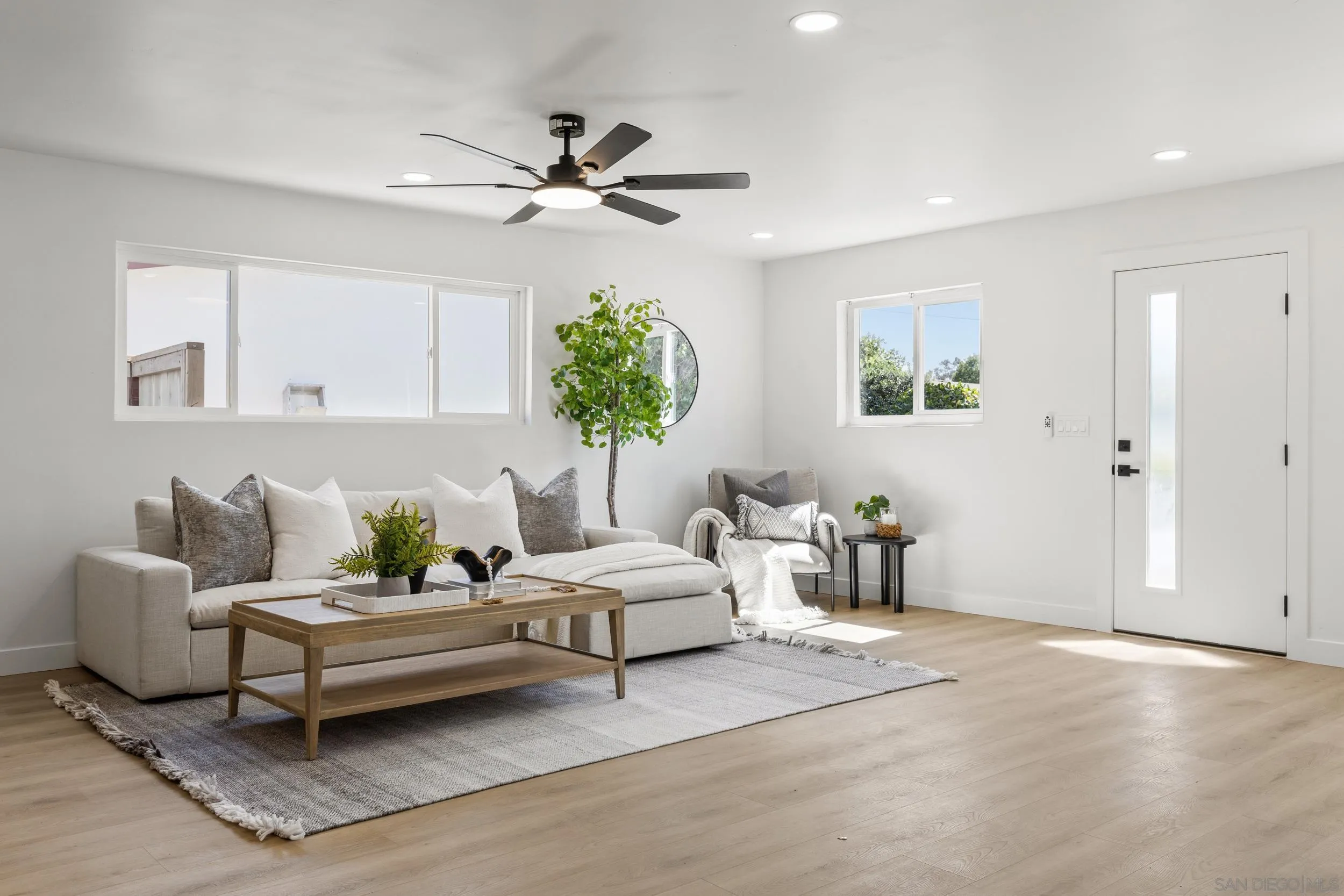2846 Cedar Road Oceanside, CA 92056 - Photo 5 of 29
