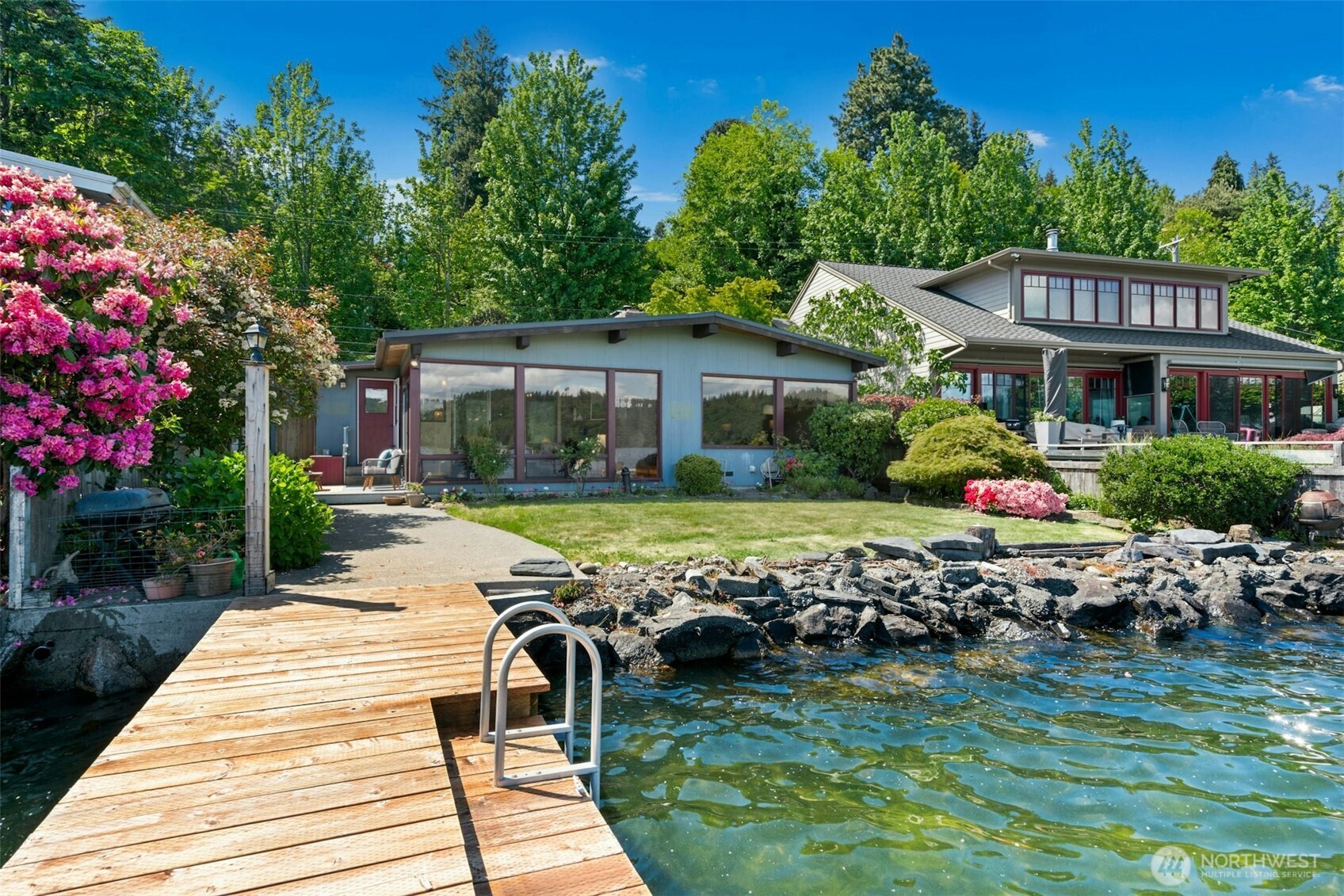 13008 Riviera Place Northeast Seattle, WA 98125 - Photo 26 of 40 Gallery Image 26