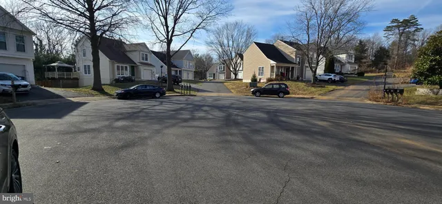 $819,000 | 429 Deer Path Avenue Southwest, Leesburg, VA 20175