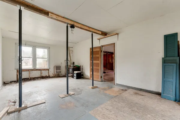 $300,000 | 205 Loomis Hill Road, Waterbury, VT 05677