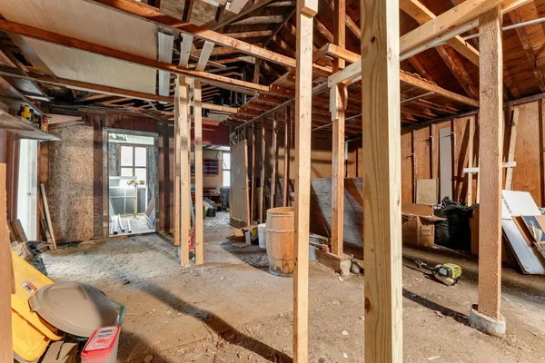 $300,000 | 205 Loomis Hill Road, Waterbury, VT 05677