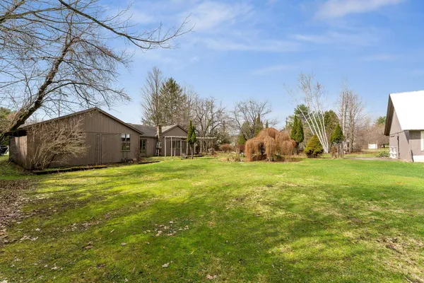 $300,000 | 205 Loomis Hill Road, Waterbury, VT 05677