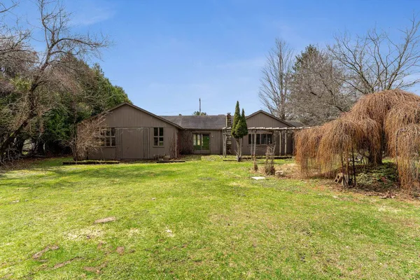 $300,000 | 205 Loomis Hill Road, Waterbury, VT 05677