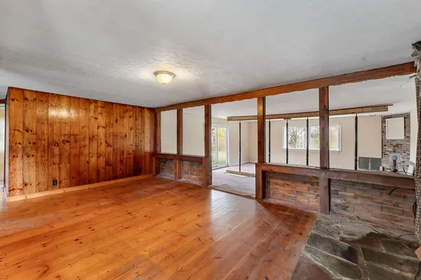 $300,000 | 205 Loomis Hill Road, Waterbury, VT 05677