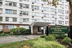 $569,000 | 10 Hammond Pond Parkway, Unit 307, Chestnut Hill, MA 02467