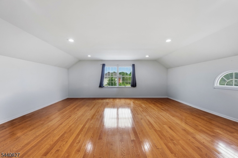 72 Doby Road Randolph, NJ 07945 - Photo 23 of 38