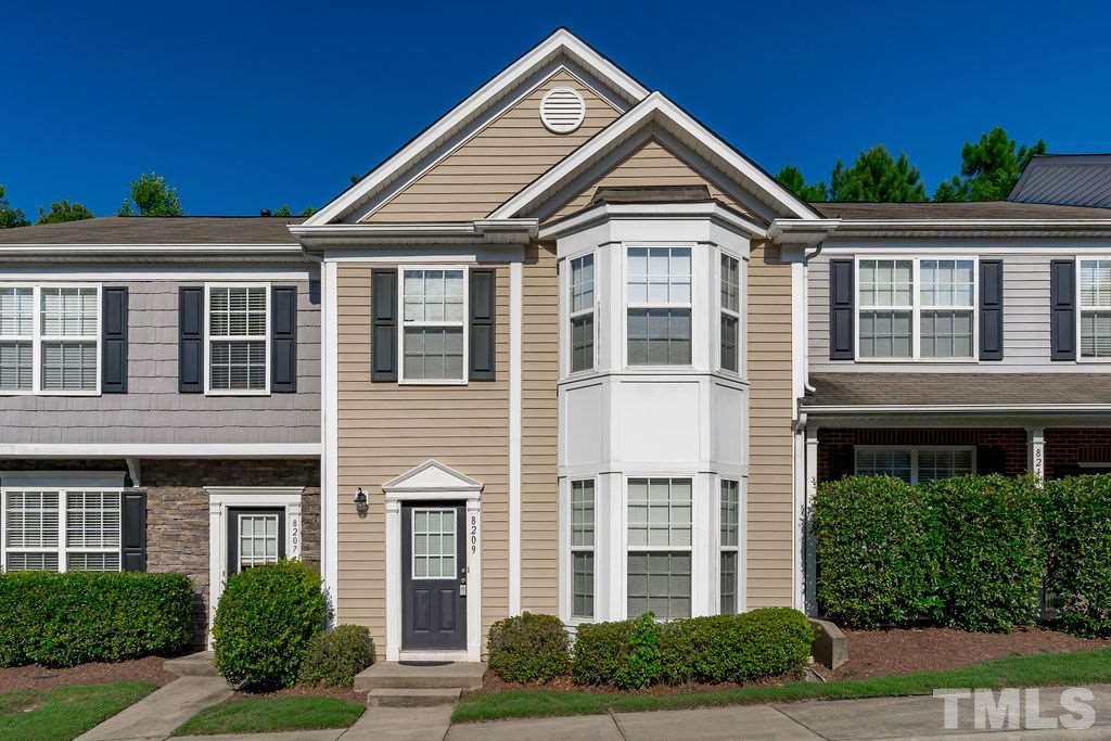 8209 Clasara Circle Raleigh, NC 27613 - Photo 3 of 27 Gallery Image 3