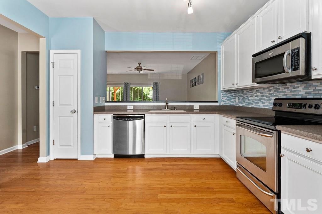 8209 Clasara Circle Raleigh, NC 27613 - Photo 7 of 27 Gallery Image 7