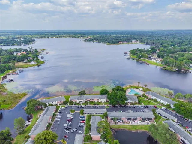 $1,550 | 13692 Orange Sunset Drive, Unit 201, Tampa, FL 33618