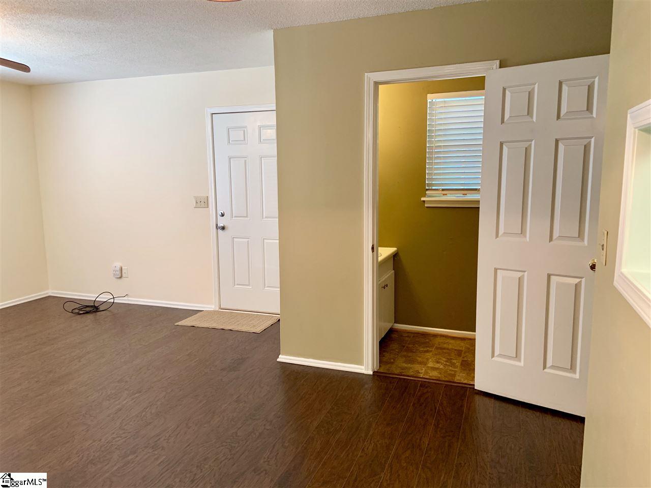 4306 Lexington Way Anderson, SC 29621 - Photo 5 of 15 Gallery Image 5