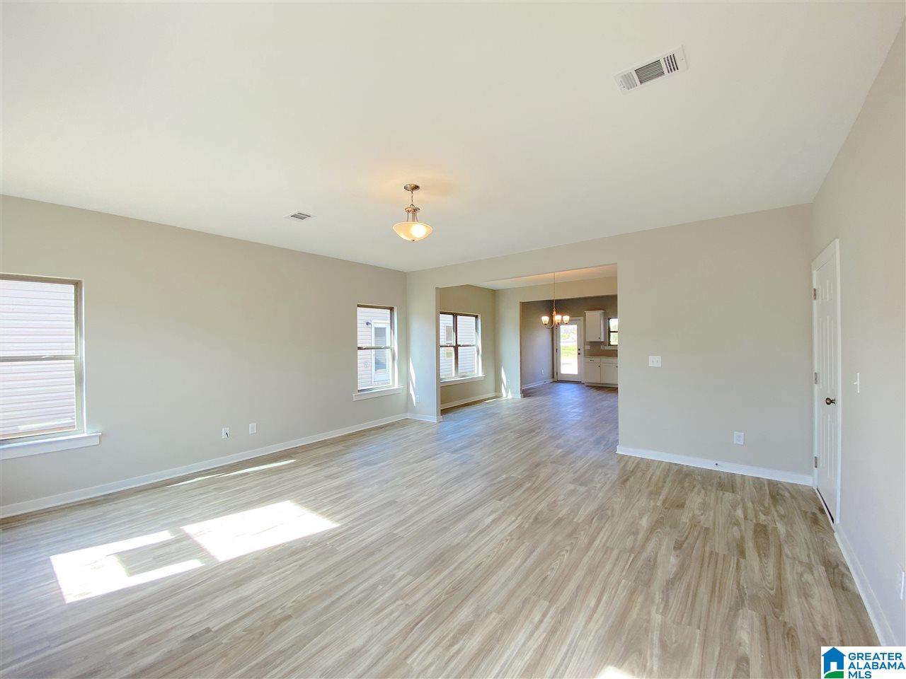 11119 Summerchase Loop Tuscaloosa, AL 35405 - Photo 4 of 27