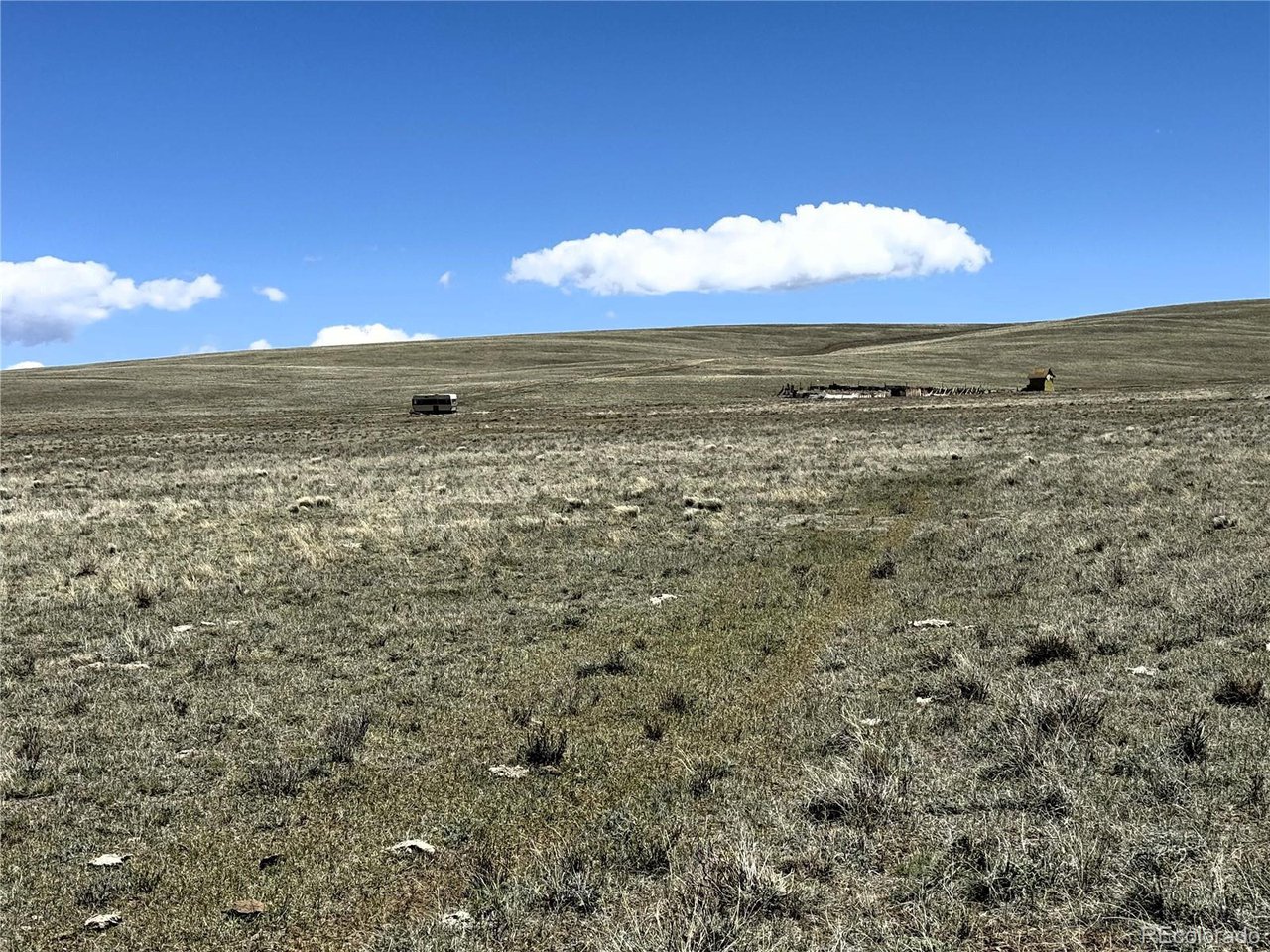 Wichita Trail Hartsel, CO 80449 - Photo 11 of 20 a view of an ocean from a beach