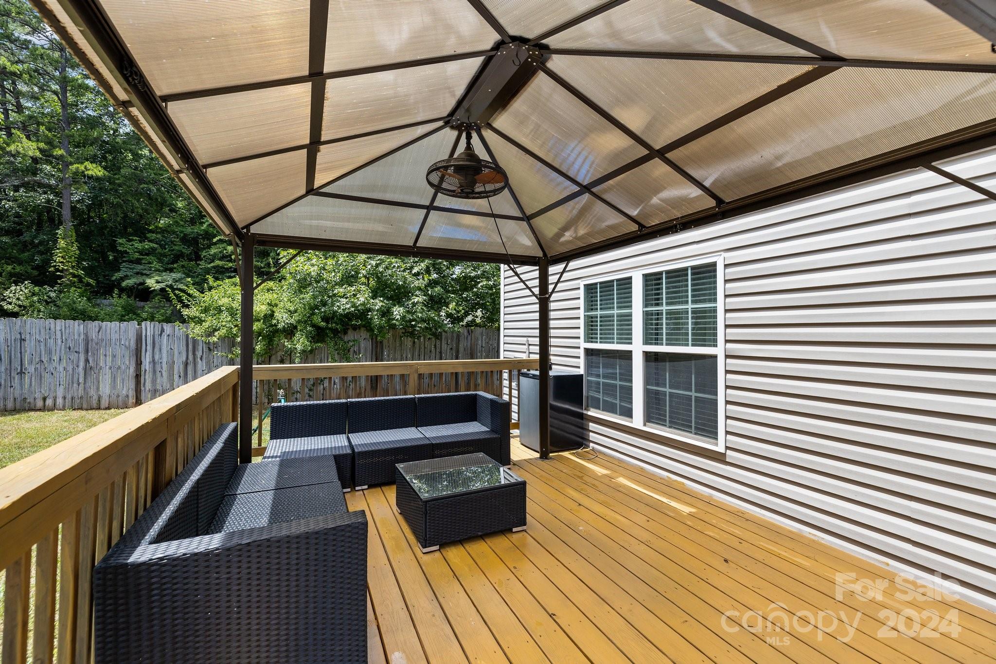 5511 Keener Ridge Road Charlotte, NC 28216 - Photo 2 of 31 a view of outdoor space with seating space