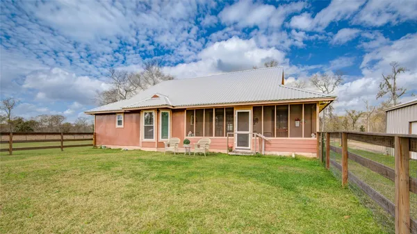 $699,000 | 3063 Cr-580, West Columbia, TX 77486