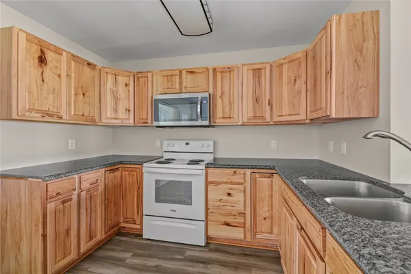 $699,000 | 3063 Cr-580, West Columbia, TX 77486