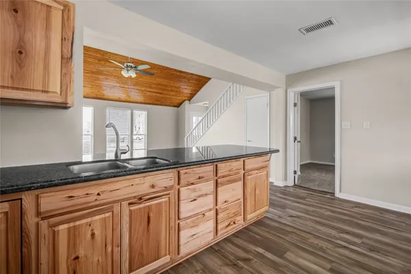 $699,000 | 3063 Cr-580, West Columbia, TX 77486