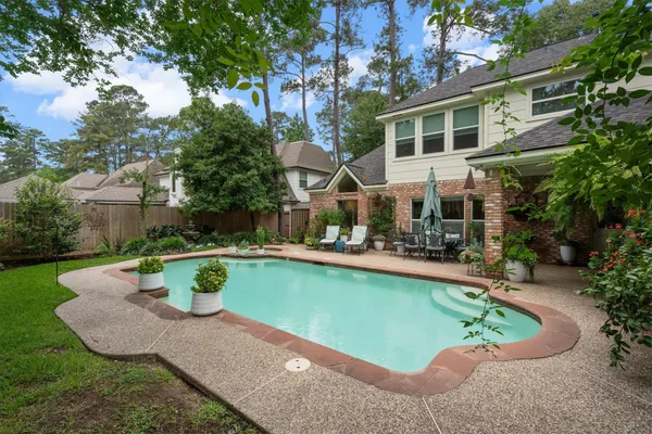 $700,000 | 23 Tanager Trail, The Woodlands, TX 77381