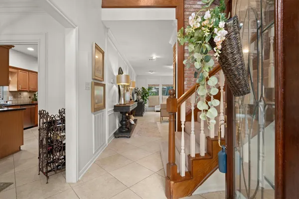 $700,000 | 23 Tanager Trail, The Woodlands, TX 77381