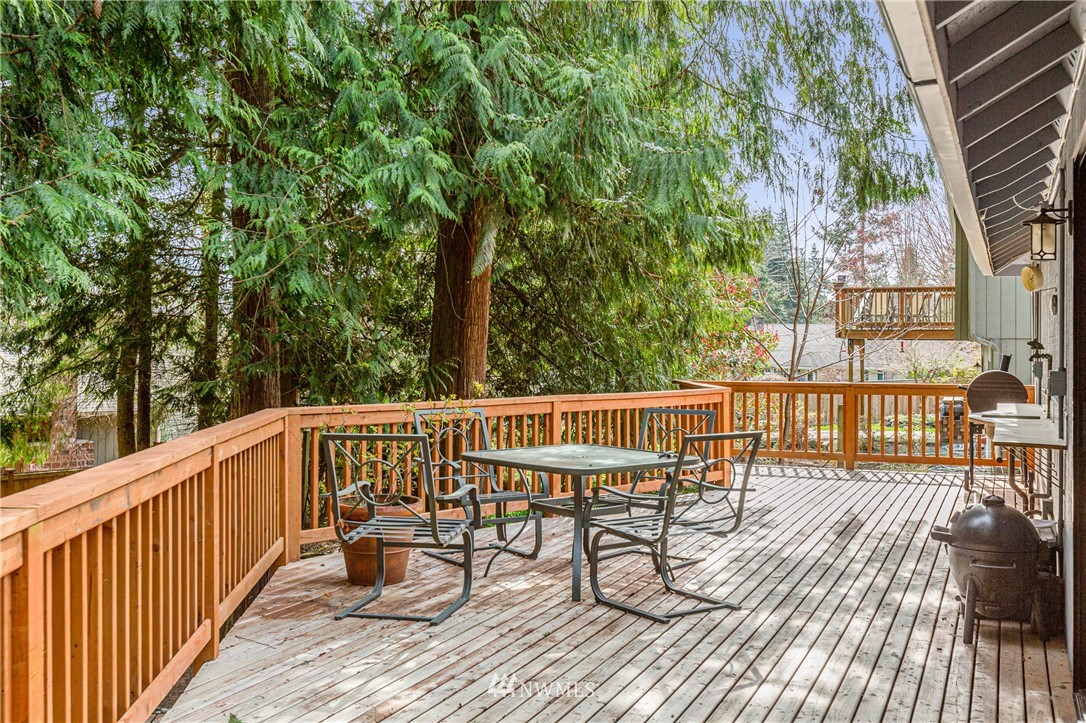 804 Duchess Road Bothell, WA 98012 - Photo 27 of 37 a view of roof deck with patio