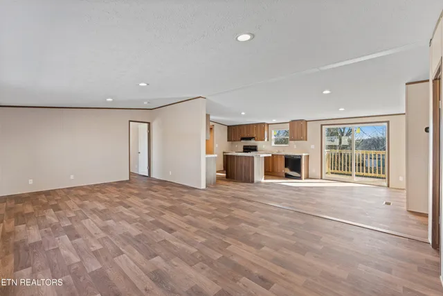 $229,900 | 911 Summer Street, Loudon, TN 37774